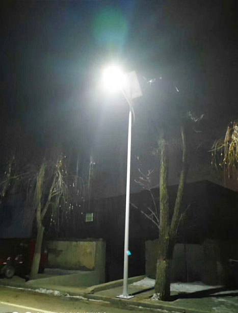 积石山县甘肃太阳能路灯项目